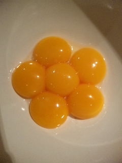 卵黄.jpg